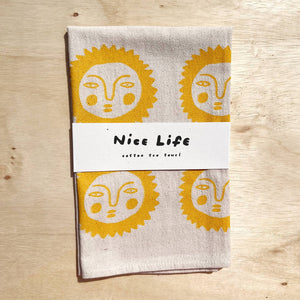 Sun tea towel