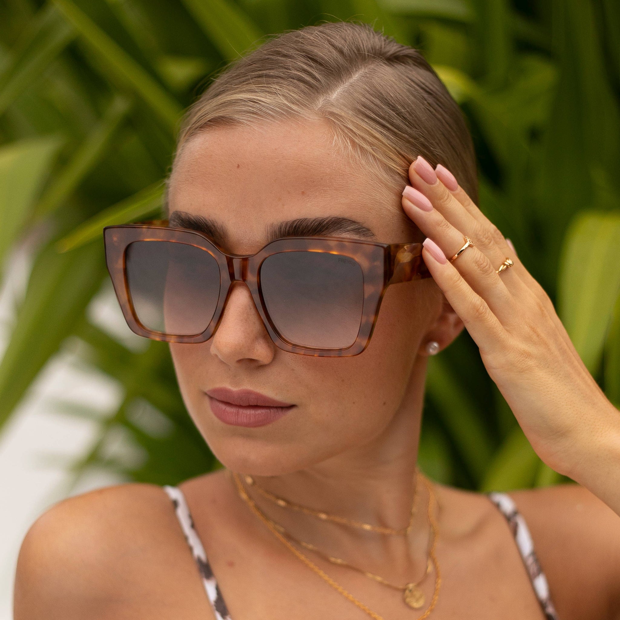 Bon Chic Acetate Oversized Square Sunglasses